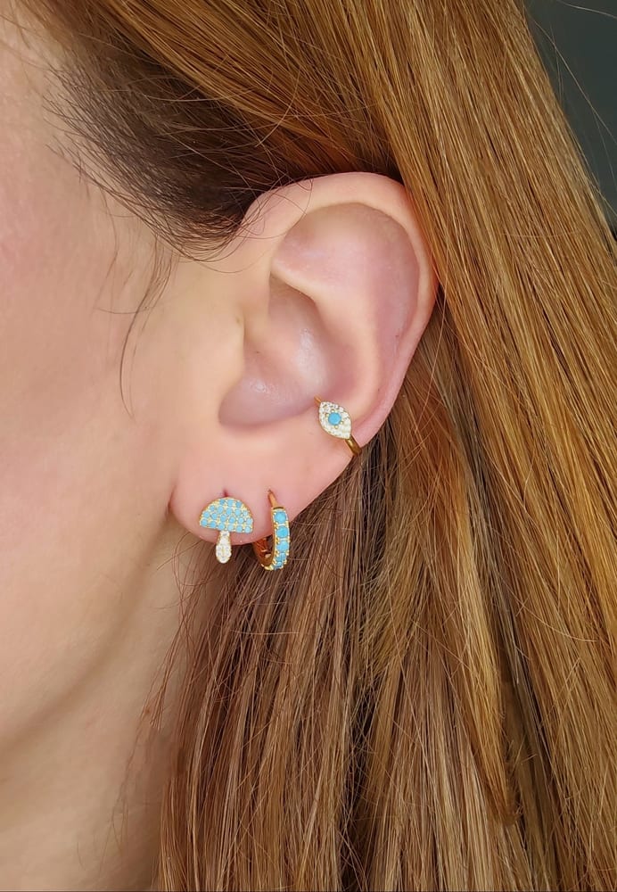 Fiore Shroom Pavé Studs view 3