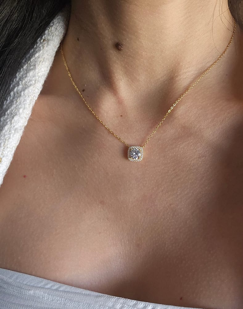 Bellissima Classic Diamond Necklace view 2