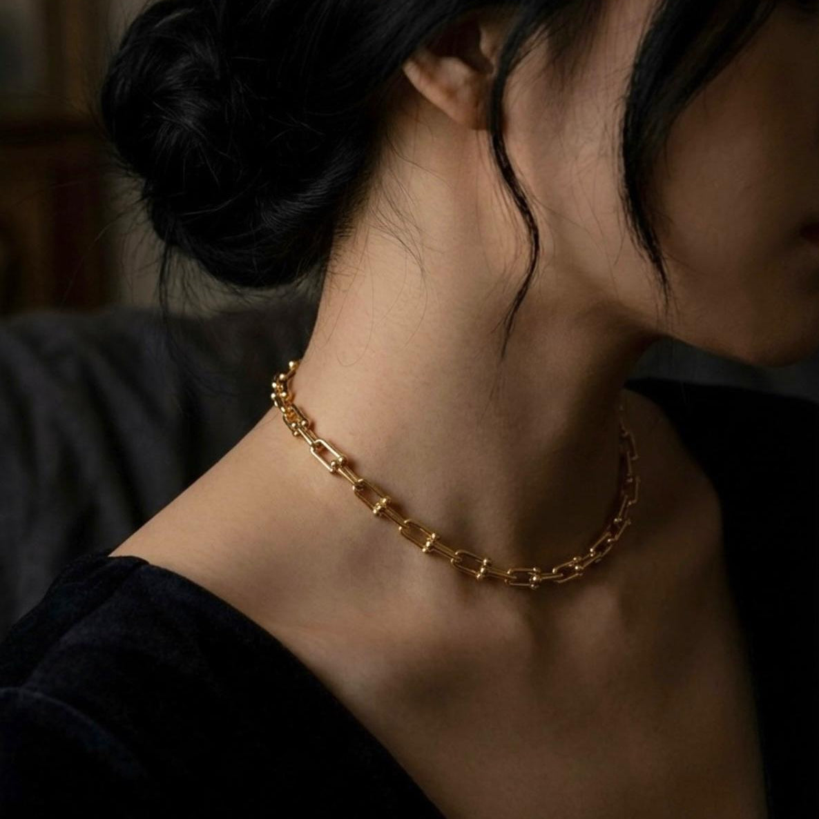 Divina U link plain 2 sizes Unisex Multi wear Necklace view 4