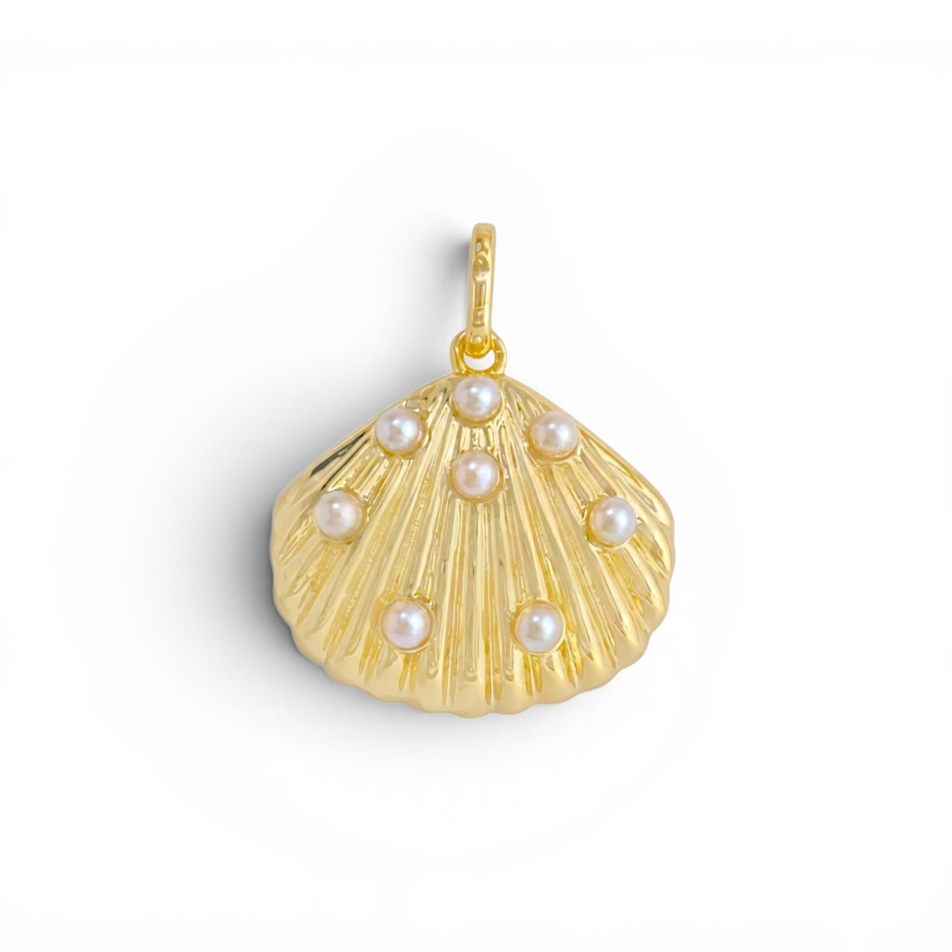 Gemma Cabochon Shell Pendant Necklace