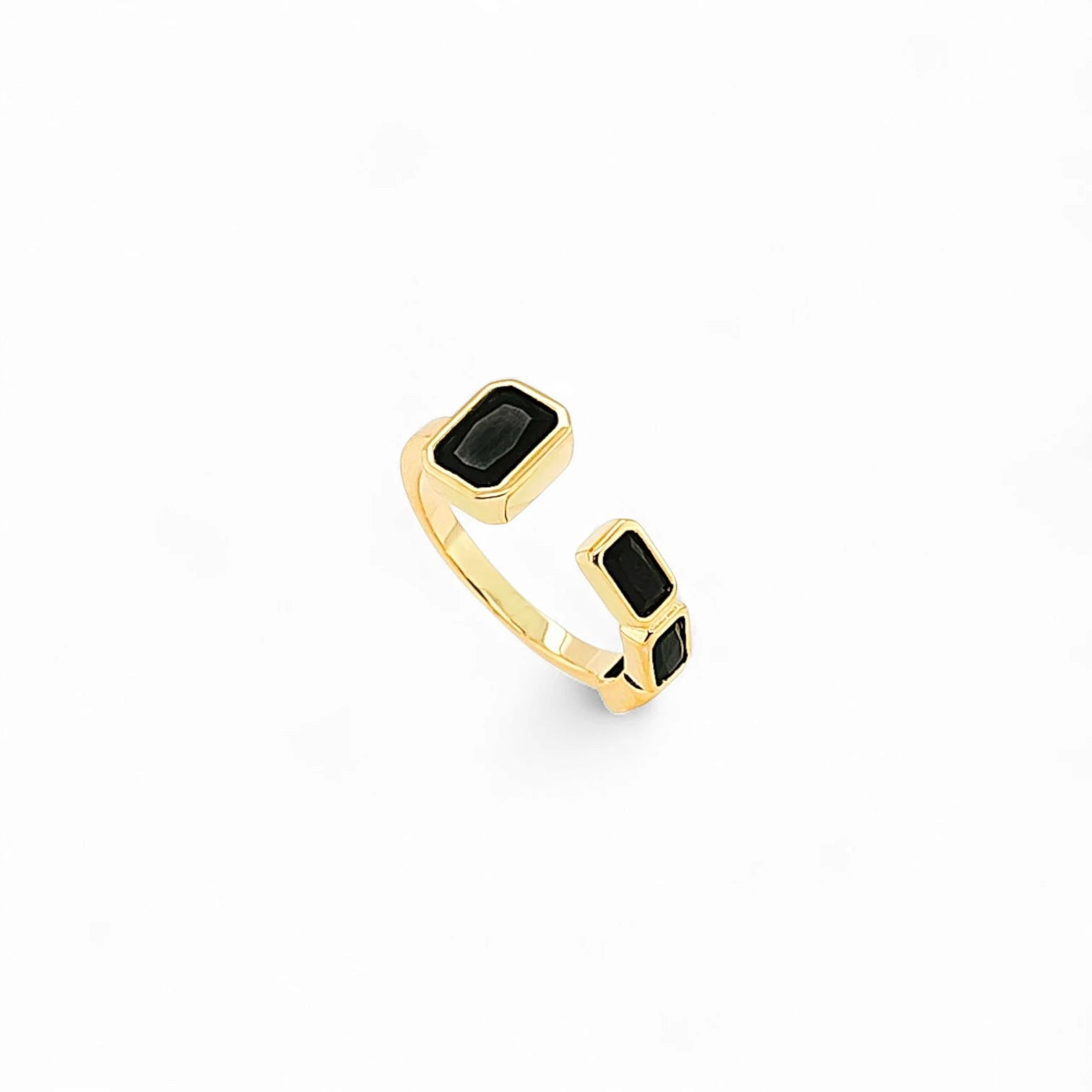 Regale Emerald Cut Pavés Cocktail Ring view 8